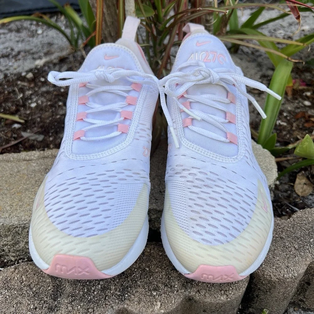 Nike Air Max 270 Womens Size 11 Athletic Running Shoes Sneakers FJ4575-100 White